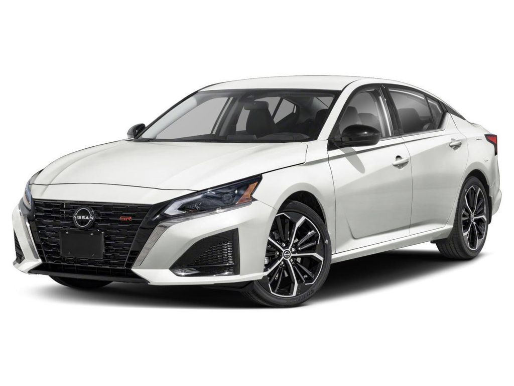 New 2026 Nissan Altima SR FWD