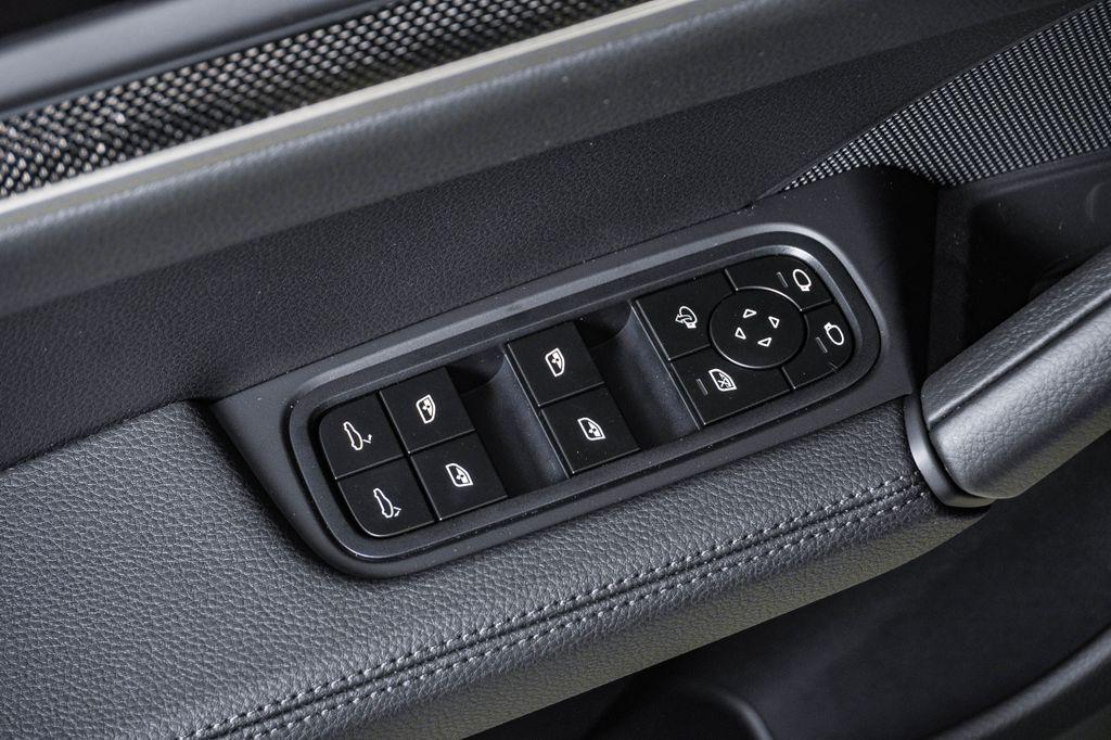 2026 Porsche CAYENNE S 缩略图 26