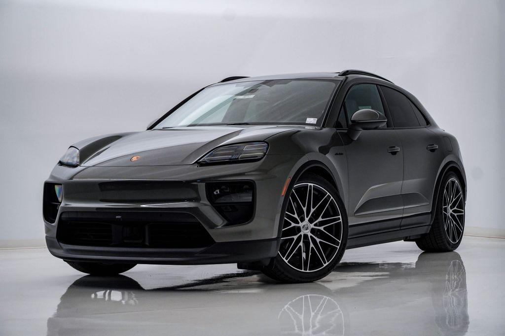 New 2026 Porsche Macan Macan Electric 4