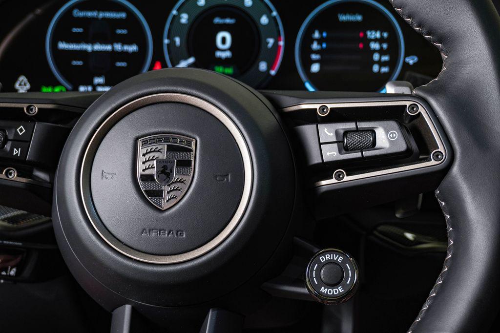 صورة مصغرة 20 لـ 2026 Porsche CAYENNE CAYENNE TURBO E-HYBRID