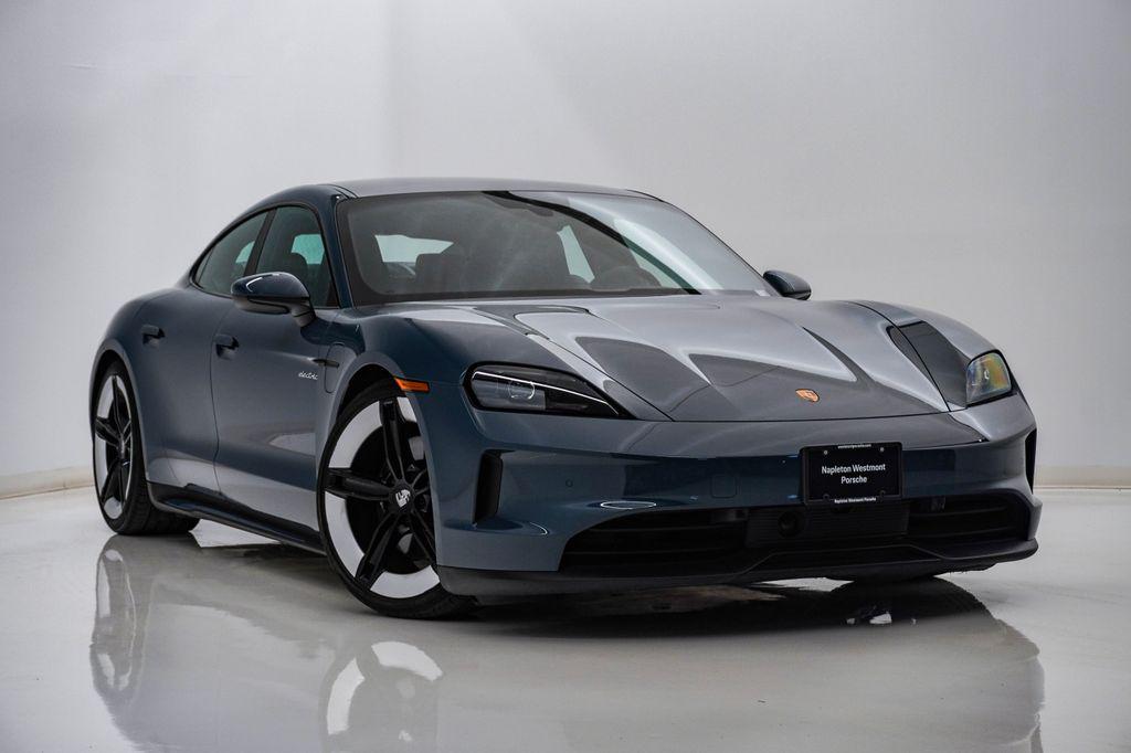 2025 Porsche TAYCAN 4 photo 8