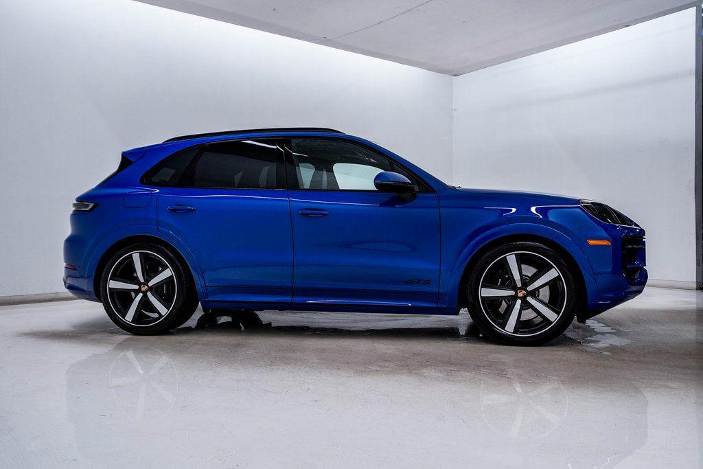 2025 Porsche CAYENNE CAYENNE GTS — миниатюра 9