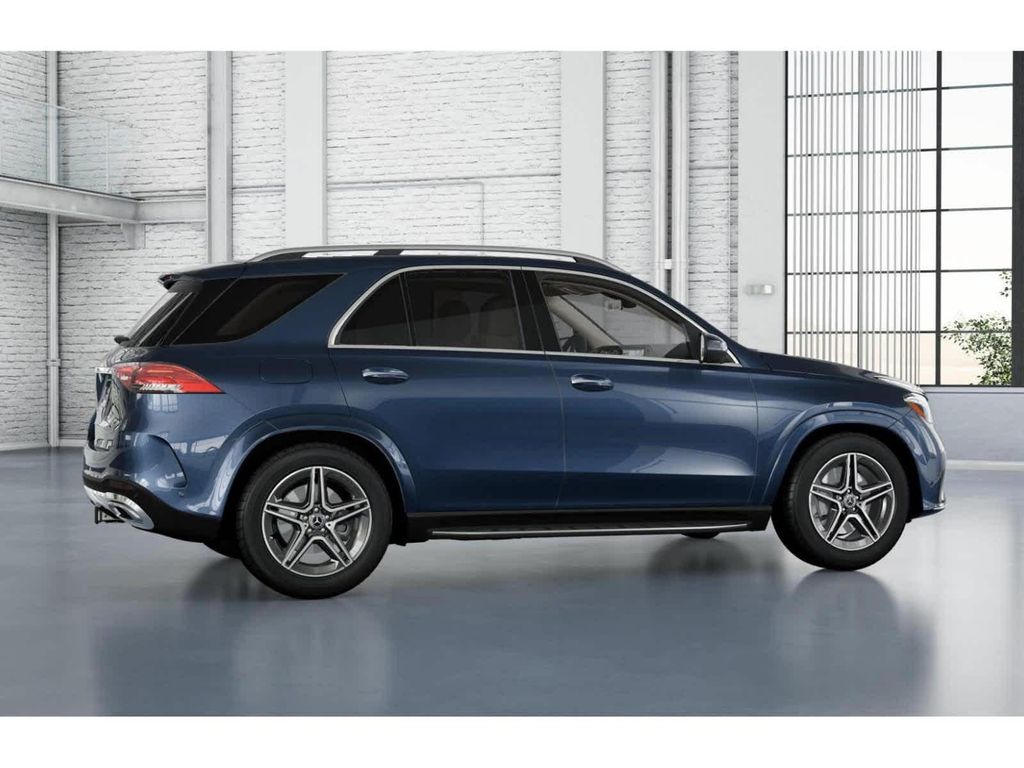 2026 Mercedes-BENZ GLE — миниатюра 17