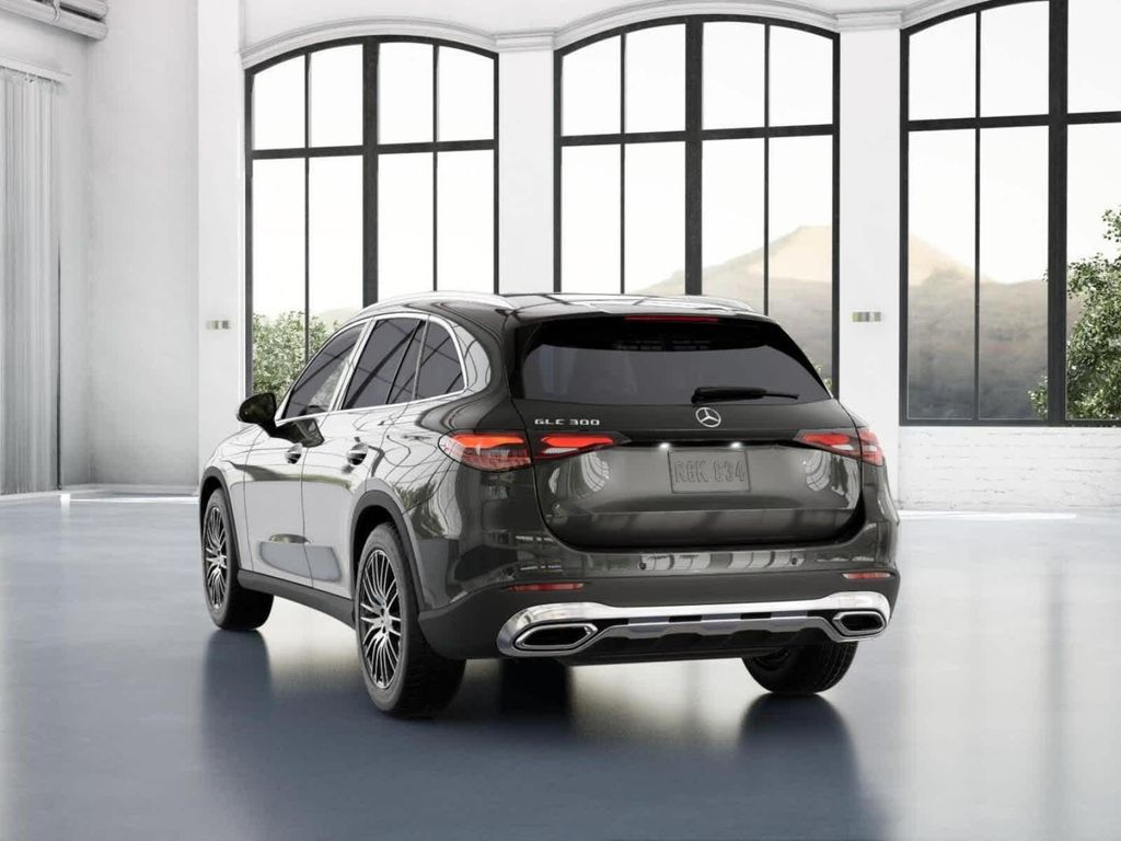 2026 Mercedes-BENZ GLC — миниатюра 26