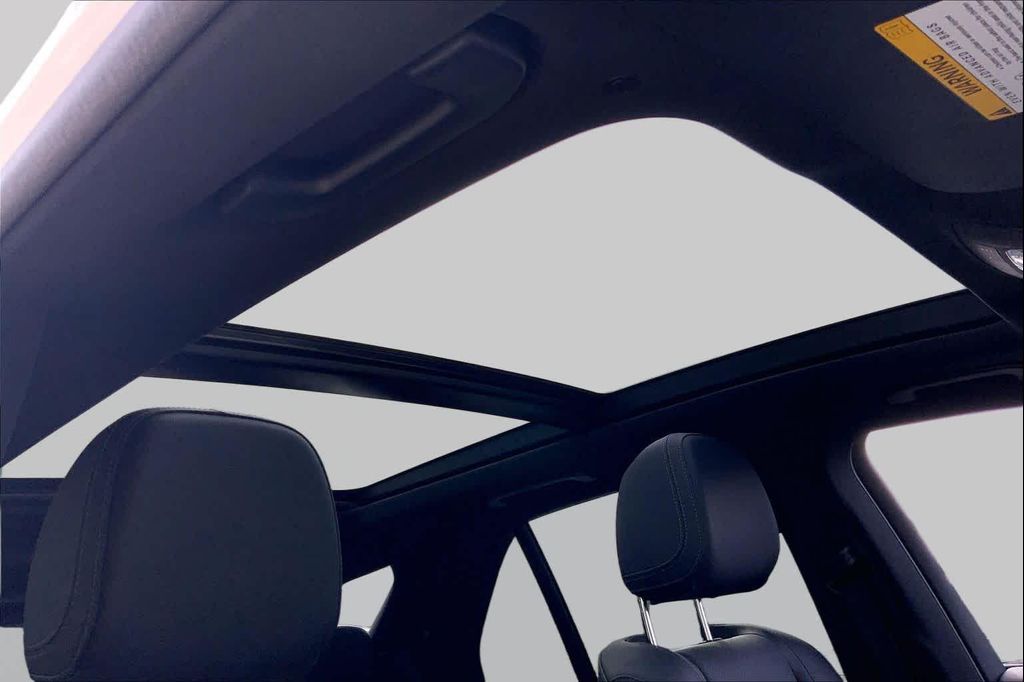 صورة مصغرة 13 لـ 2025 Mercedes-BENZ GLE