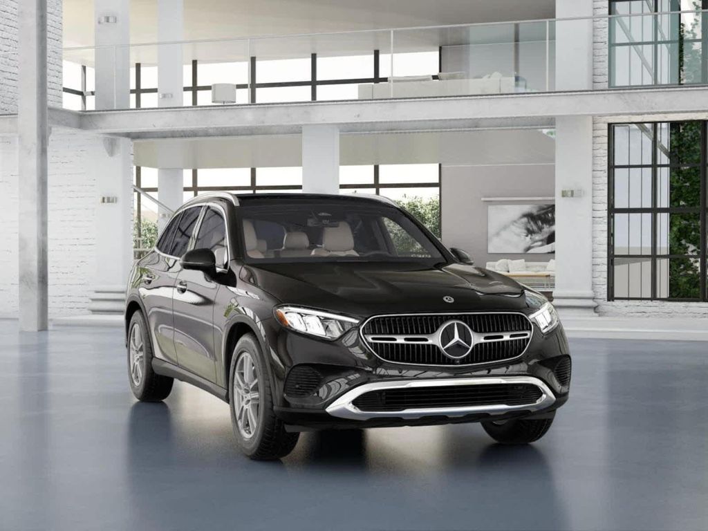 2026 Mercedes-BENZ GLC — фото 9
