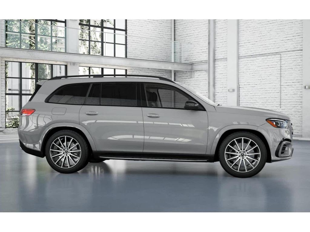 2026 Mercedes-BENZ GLS thumbnail 14