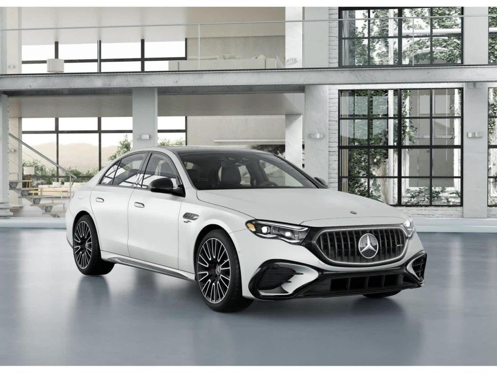 صورة 10 لـ 2027 Mercedes-BENZ AMG E 53 E 4MATIC+