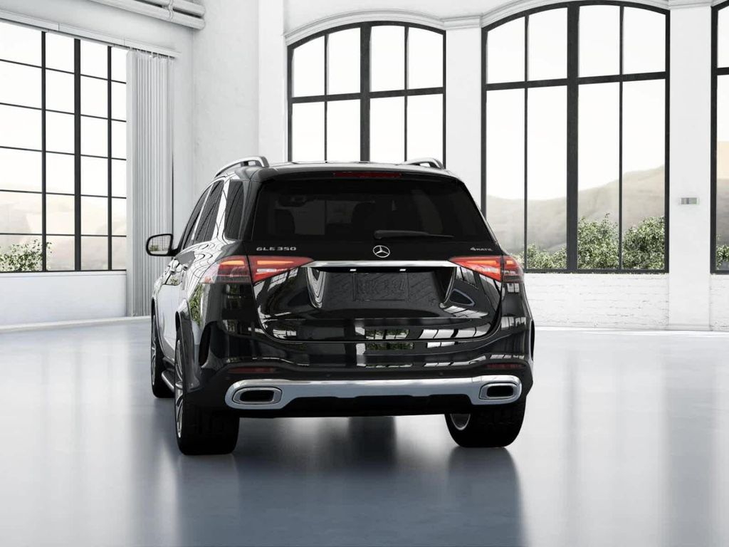 2026 Mercedes-BENZ GLE — миниатюра 25