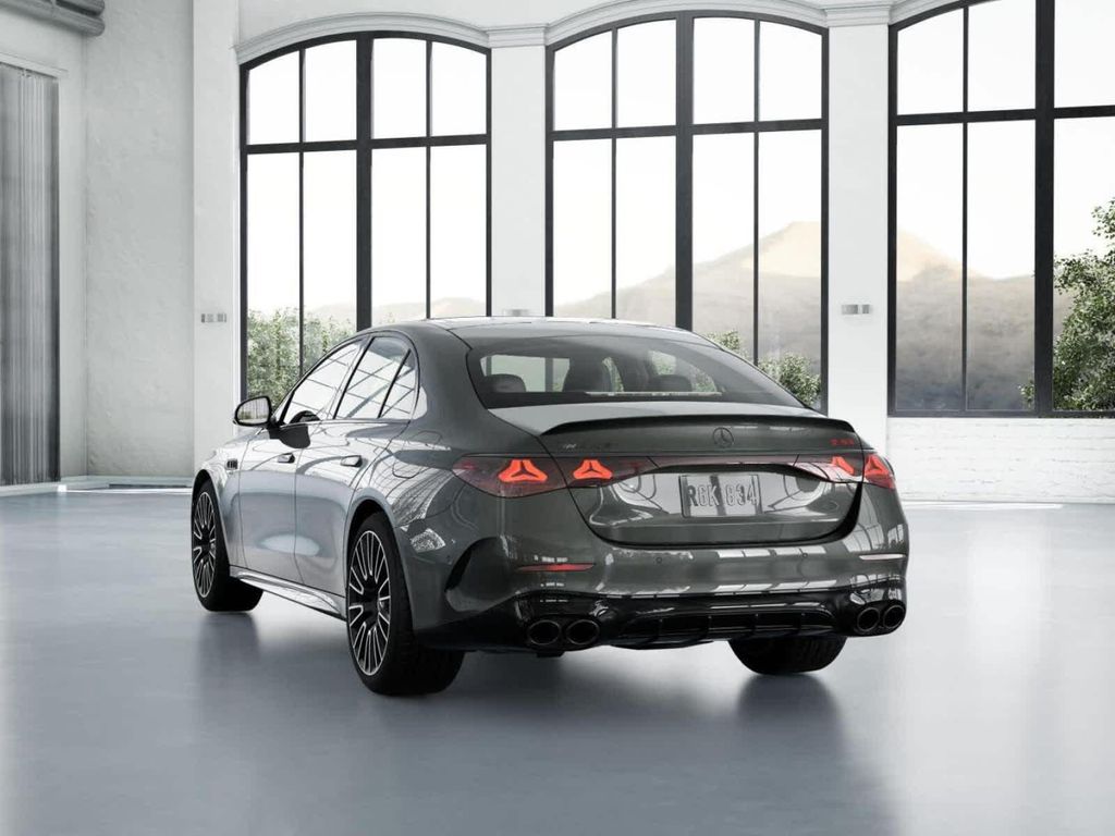 2026 Mercedes-BENZ AMG E 53 E 4MATIC+ — миниатюра 26