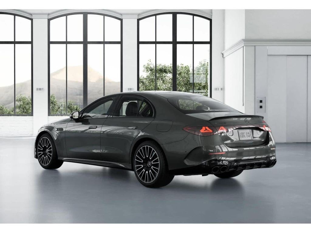 2026 Mercedes-BENZ AMG E 53 E 4MATIC+ — миниатюра 28
