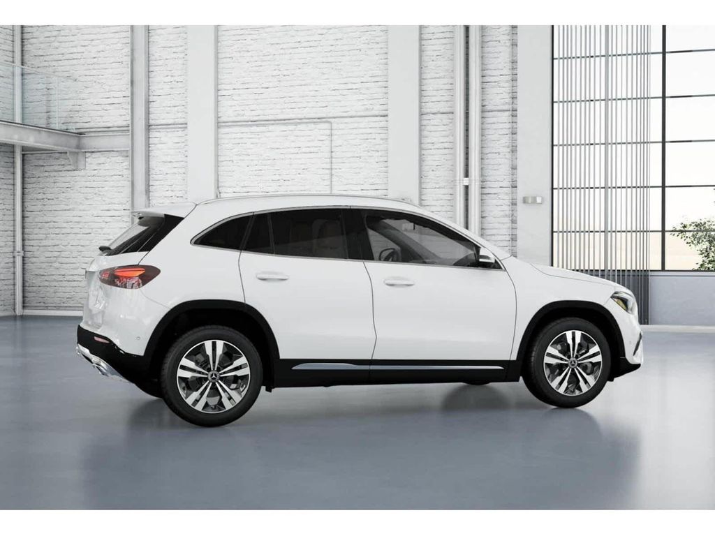 صورة مصغرة 17 لـ 2026 Mercedes-BENZ GLA