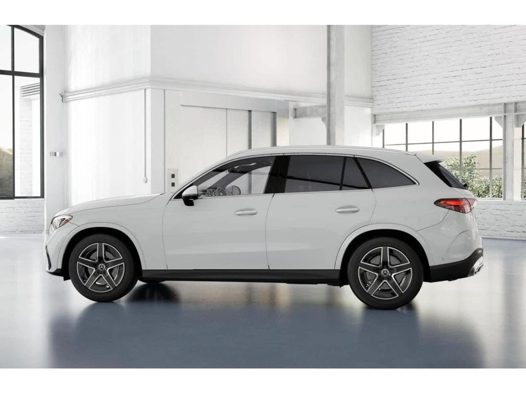 صورة مصغرة 32 لـ 2026 Mercedes-BENZ GLC