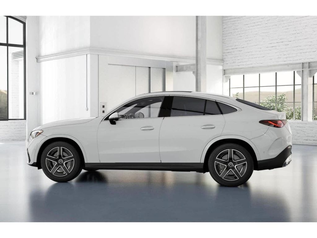 صورة مصغرة 32 لـ 2026 Mercedes-BENZ GLC