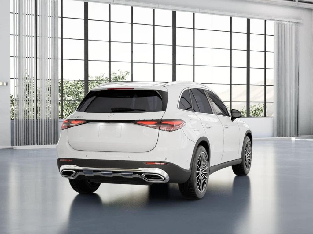 2026 Mercedes-BENZ GLC — миниатюра 22