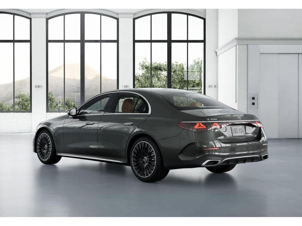 2027 Mercedes-BENZ E-CLASS 缩略图 28