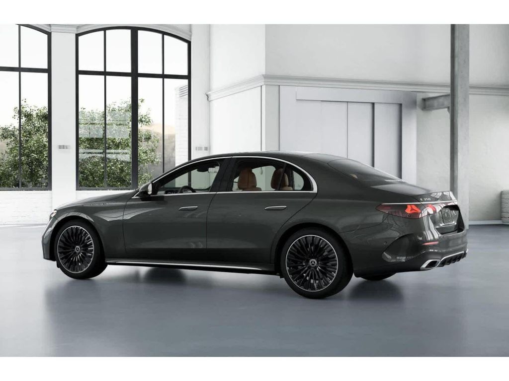2027 Mercedes-BENZ E-CLASS 缩略图 30