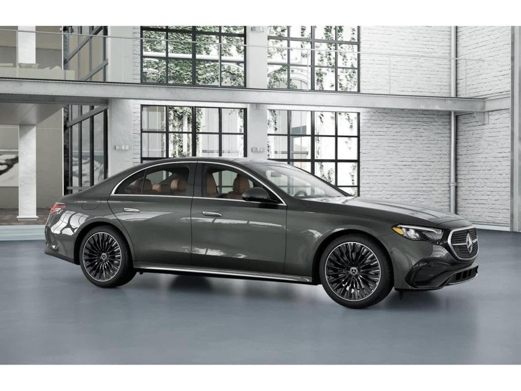2027 Mercedes-BENZ E-CLASS 缩略图 13