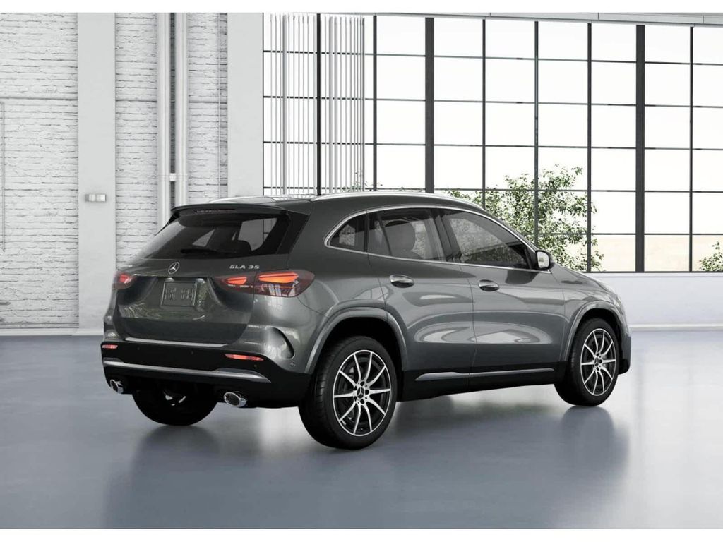 صورة مصغرة 20 لـ 2026 Mercedes-BENZ AMG GLA 35 4MATIC