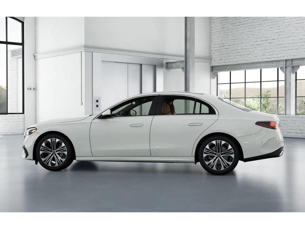 صورة مصغرة 32 لـ 2026 Mercedes-BENZ E-CLASS
