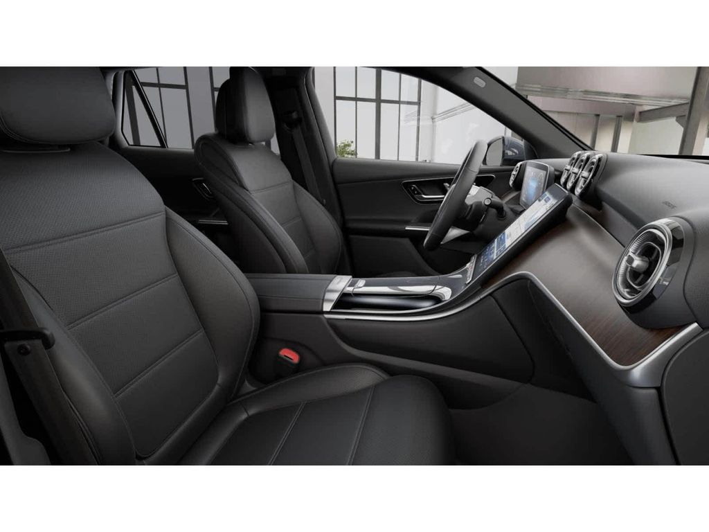 صورة 3 لـ 2026 Mercedes-BENZ GLC