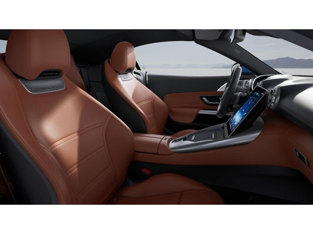 صورة 3 لـ 2027 Mercedes-BENZ AMG SL 43 BASE