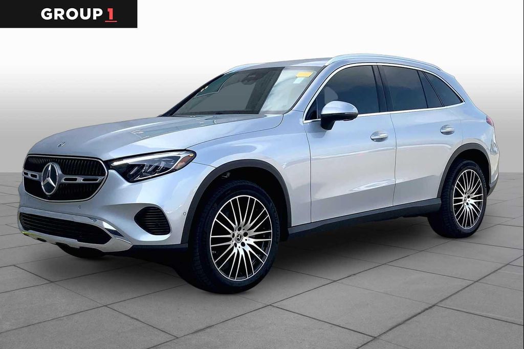 صورة 1 لـ 2026 Mercedes-BENZ GLC