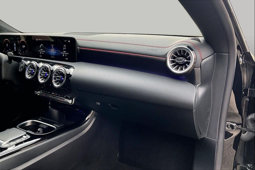 2023 Mercedes-BENZ CLA thumbnail 16