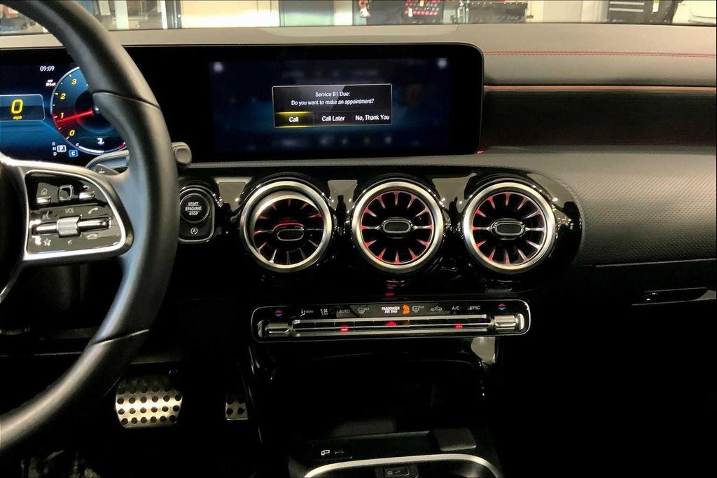 صورة 7 لـ 2023 Mercedes-BENZ CLA
