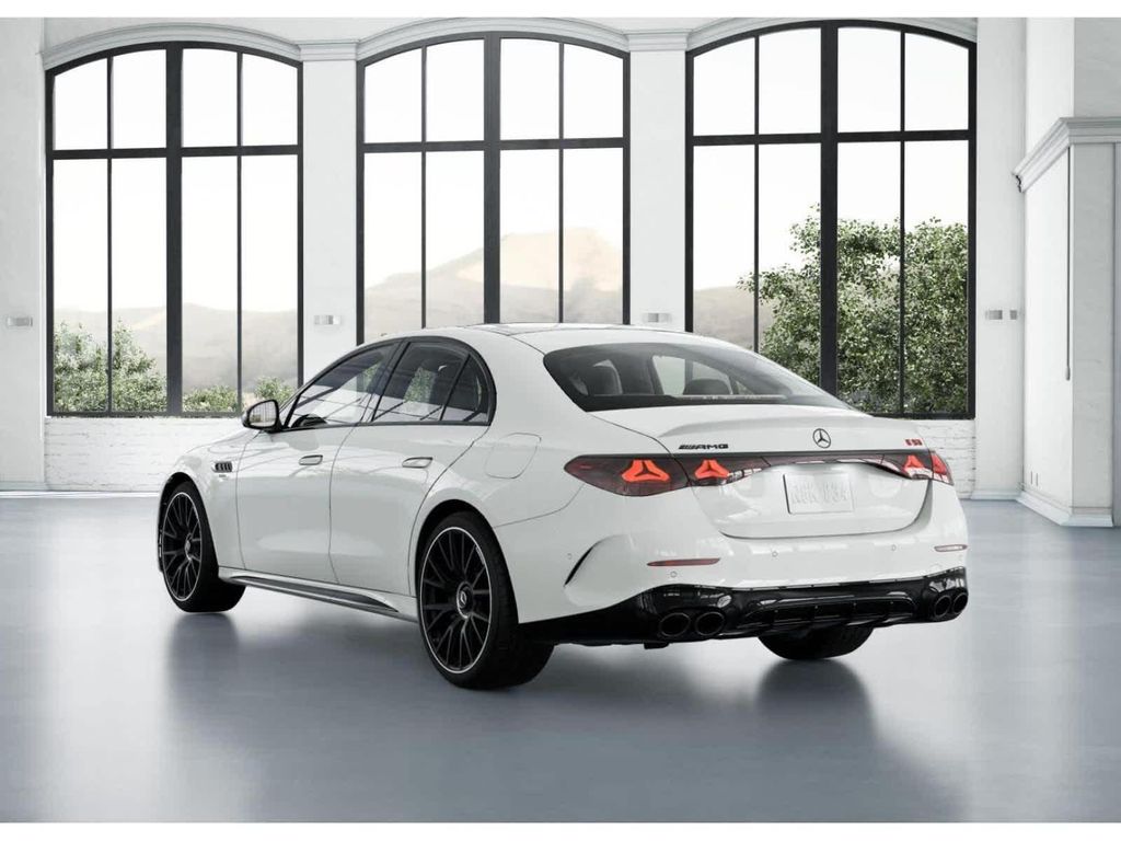 2026 Mercedes-BENZ AMG E 53 E 4MATIC+ — миниатюра 27