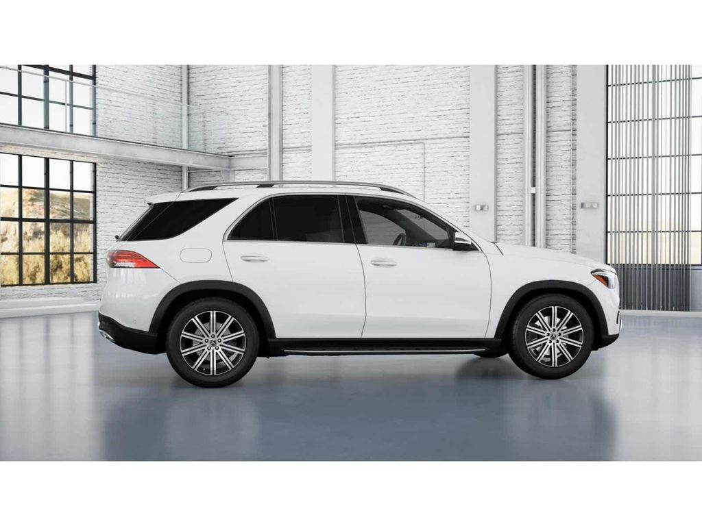 2026 Mercedes-BENZ GLE 缩略图 16