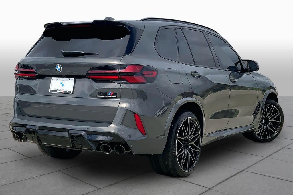 صورة مصغرة 22 لـ 2025 BMW X5 M BASE