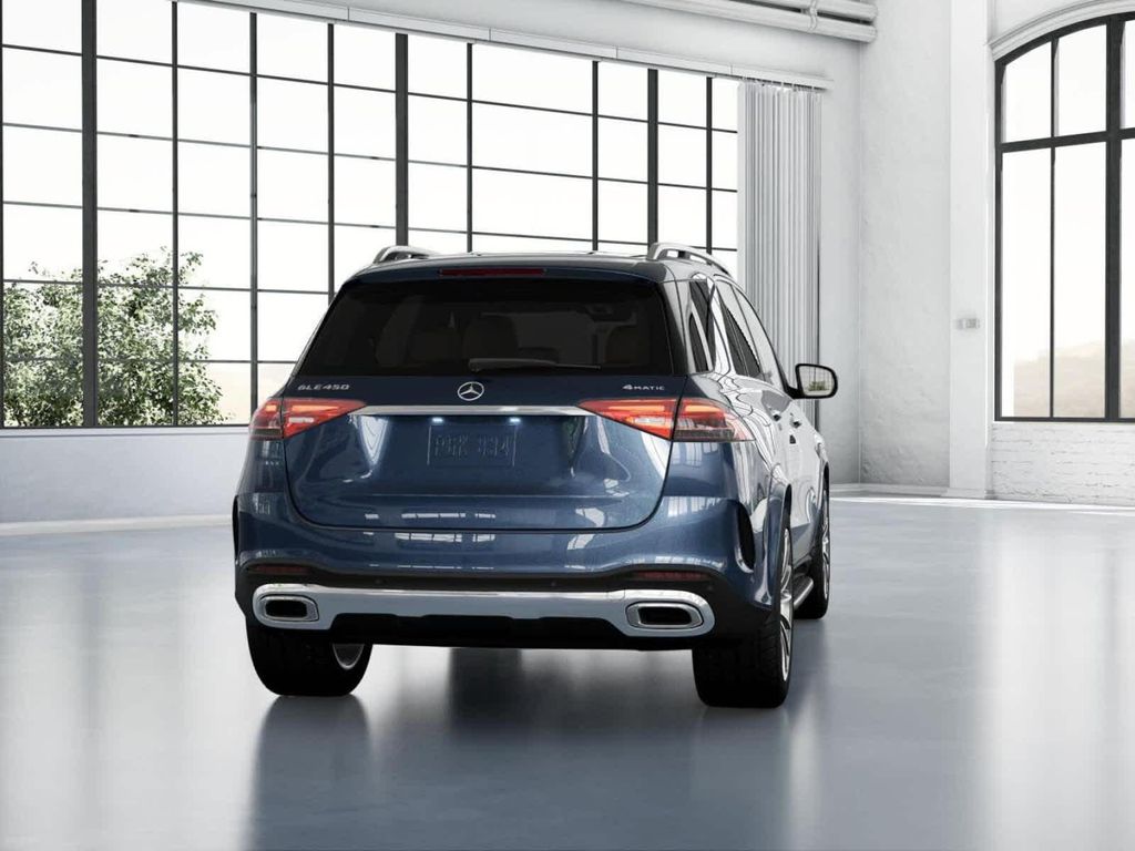 2026 Mercedes-BENZ GLE — миниатюра 23