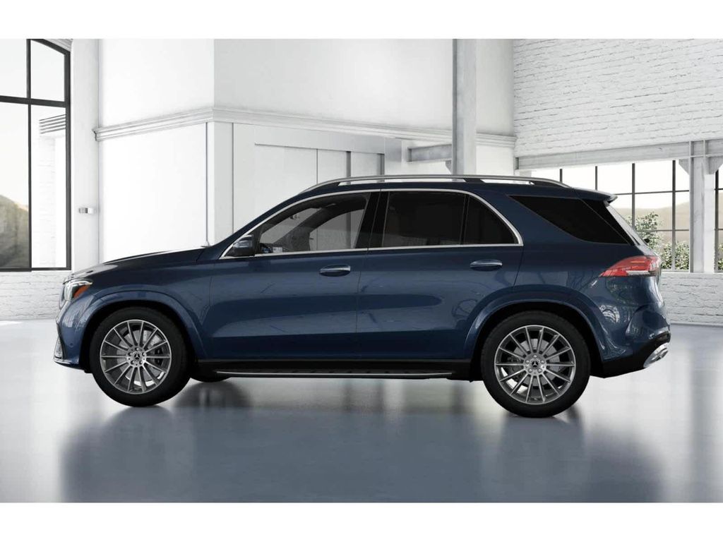 2026 Mercedes-BENZ GLE — миниатюра 32