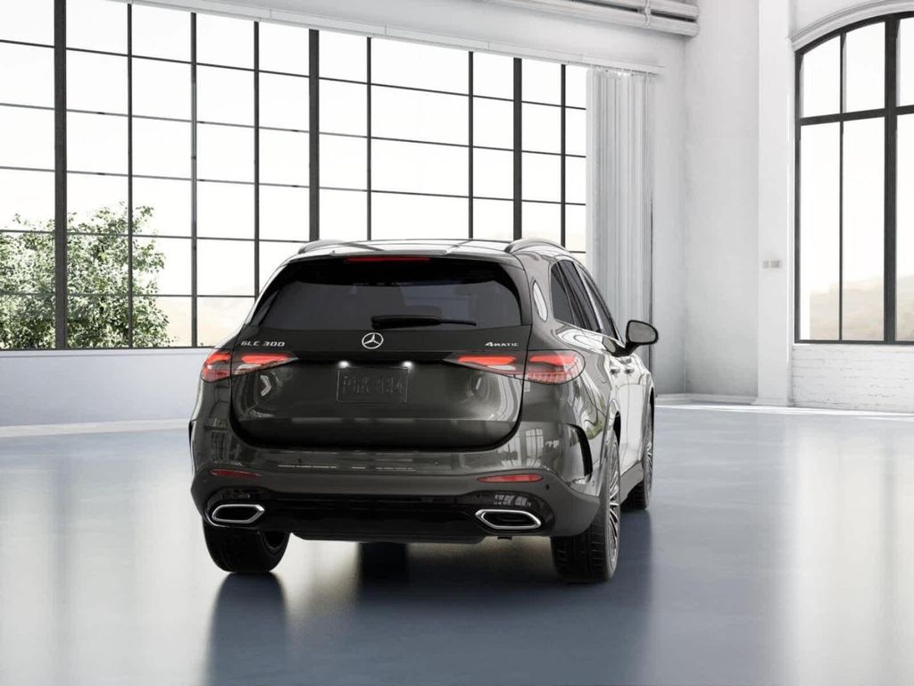2026 Mercedes-BENZ GLC — миниатюра 23
