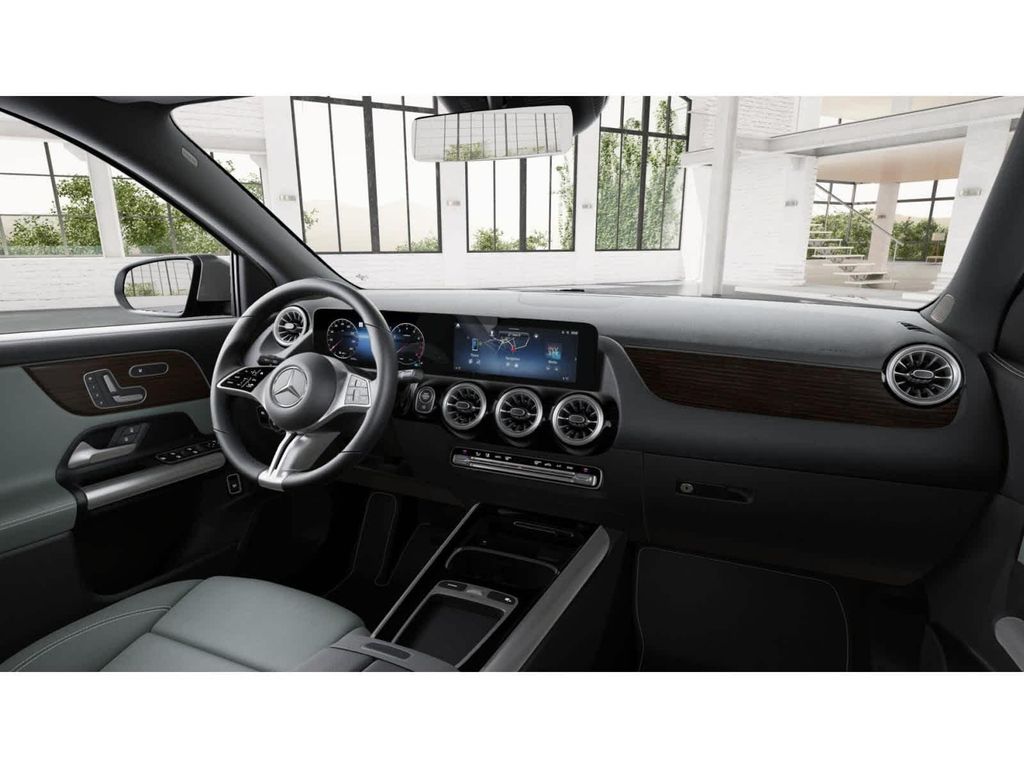 صورة 5 لـ 2026 Mercedes-BENZ GLA