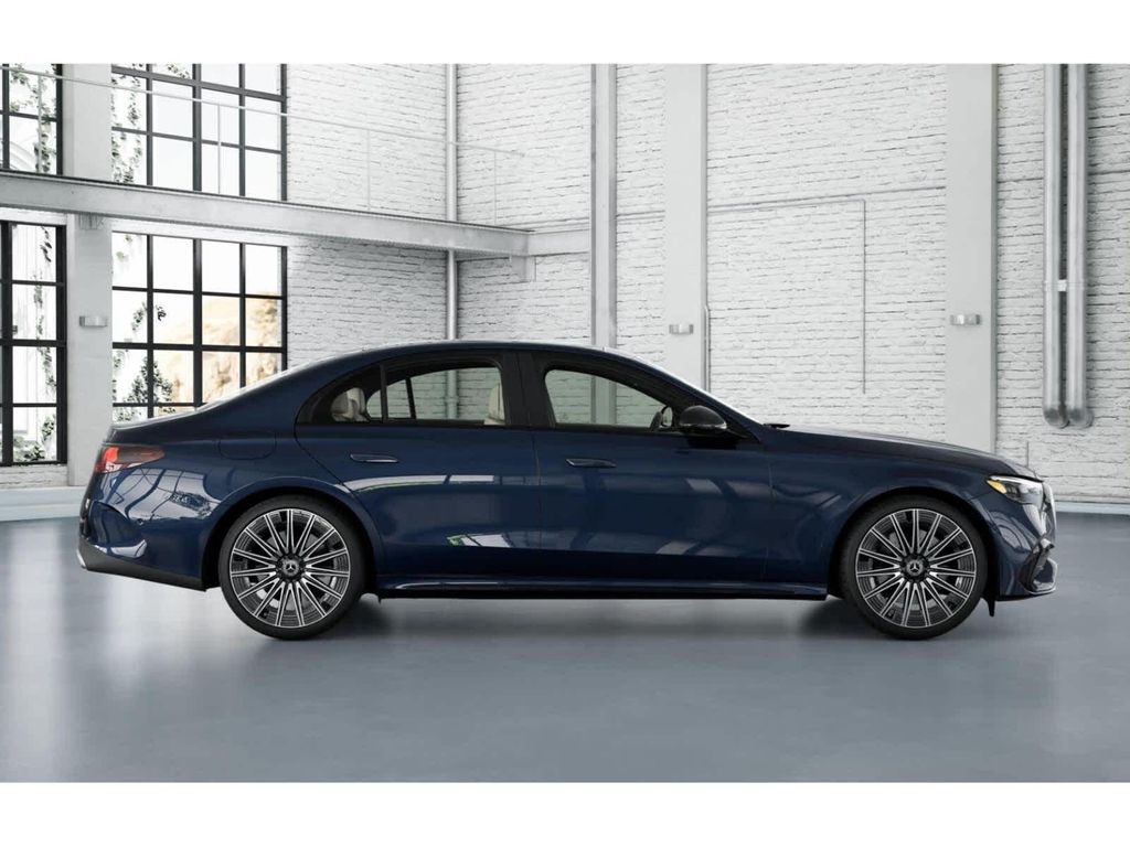 صورة 2 لـ 2027 Mercedes-BENZ E-CLASS