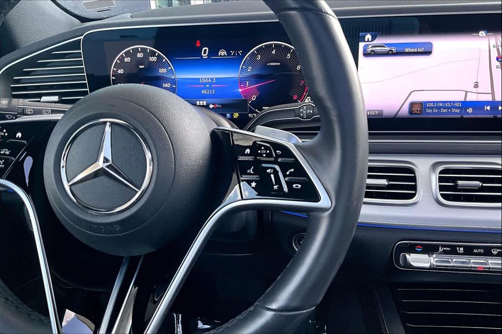 2024 Mercedes-BENZ GLS thumbnail 22