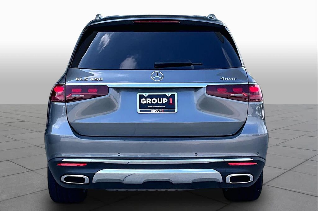 صورة 5 لـ 2024 Mercedes-BENZ GLS