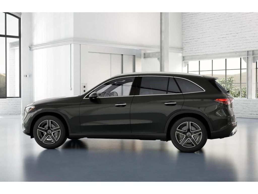 2026 Mercedes-BENZ GLC — миниатюра 32