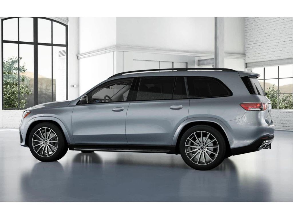 2026 Mercedes-BENZ GLS thumbnail 31