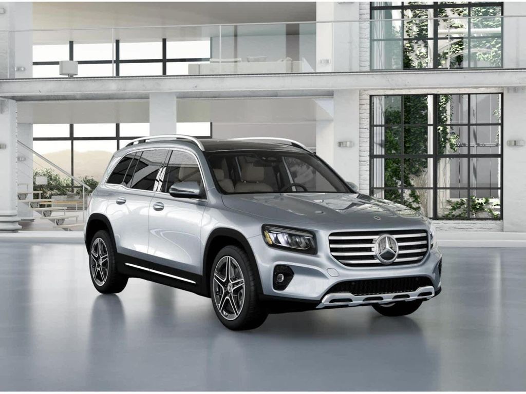صورة 10 لـ 2026 Mercedes-BENZ GLB