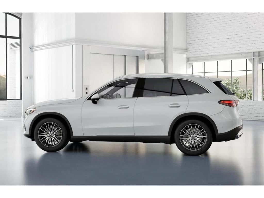 صورة مصغرة 32 لـ 2026 Mercedes-BENZ GLC