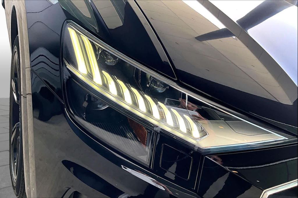 2023 AUDI Q8 55 PREMIUM — миниатюра 24