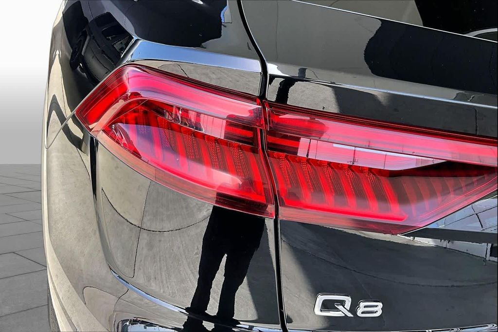 2023 AUDI Q8 55 PREMIUM — миниатюра 25