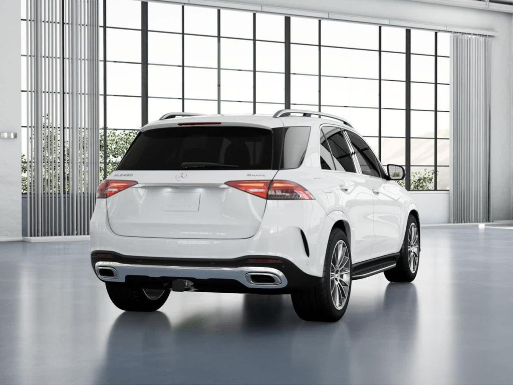 2026 Mercedes-BENZ GLE — миниатюра 21