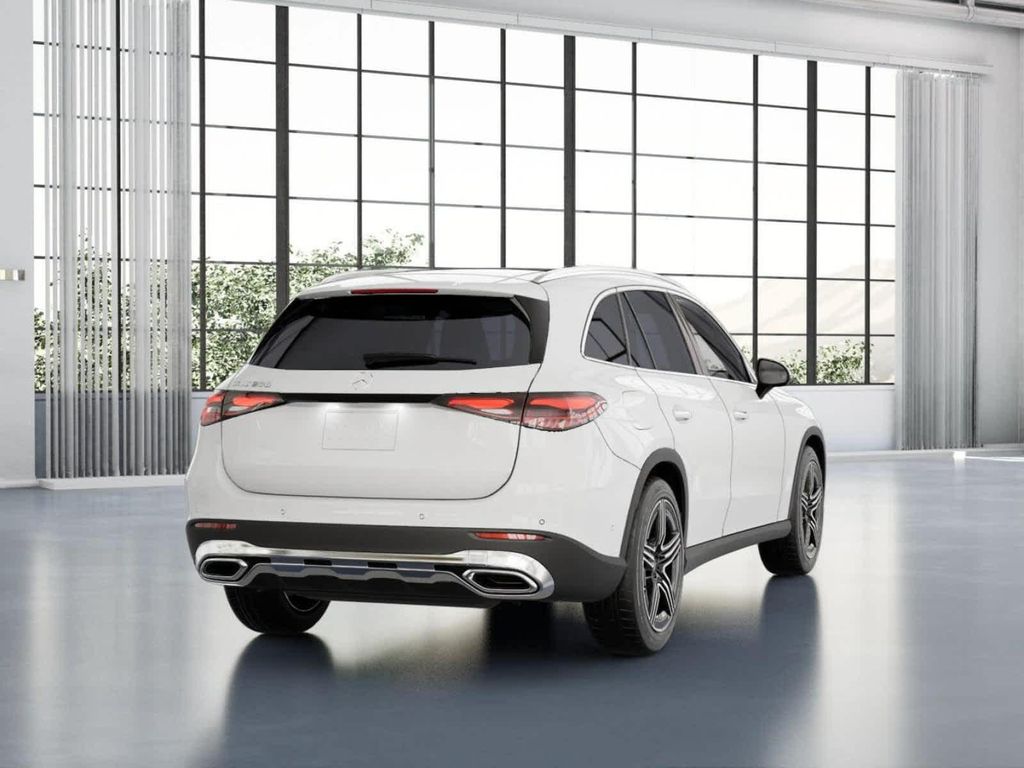 2026 Mercedes-BENZ GLC — миниатюра 22