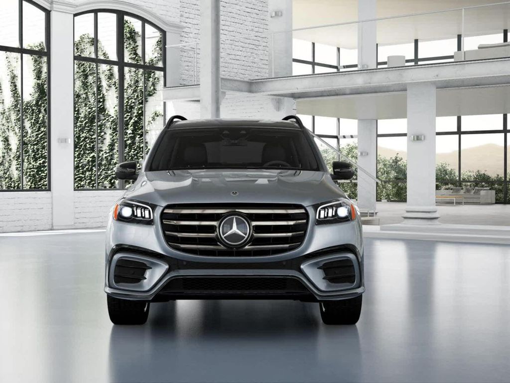 2026 Mercedes-BENZ GLS — фото 7