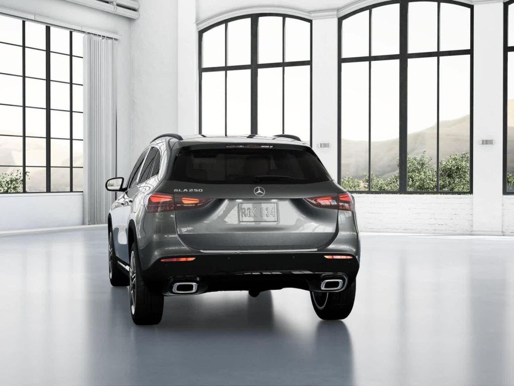 2026 Mercedes-BENZ GLA 缩略图 24