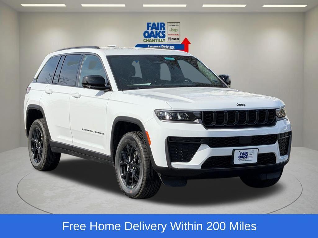 New 2026 Jeep Grand Cherokee Laredo